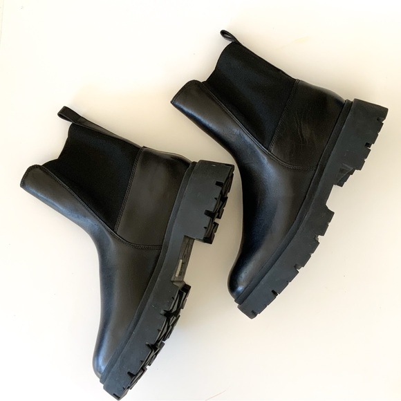SCHUTZ Shoes - Schutz NWOT Billie Casual Atanado Black Boots Size 9.5